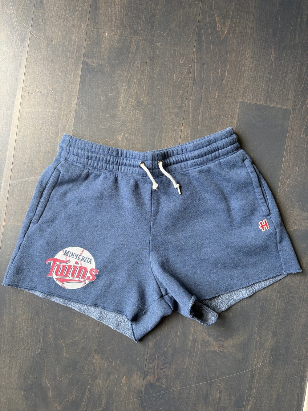 Homage Women’s Minnesota Twins ‘87 Sweat Shorts Size Small